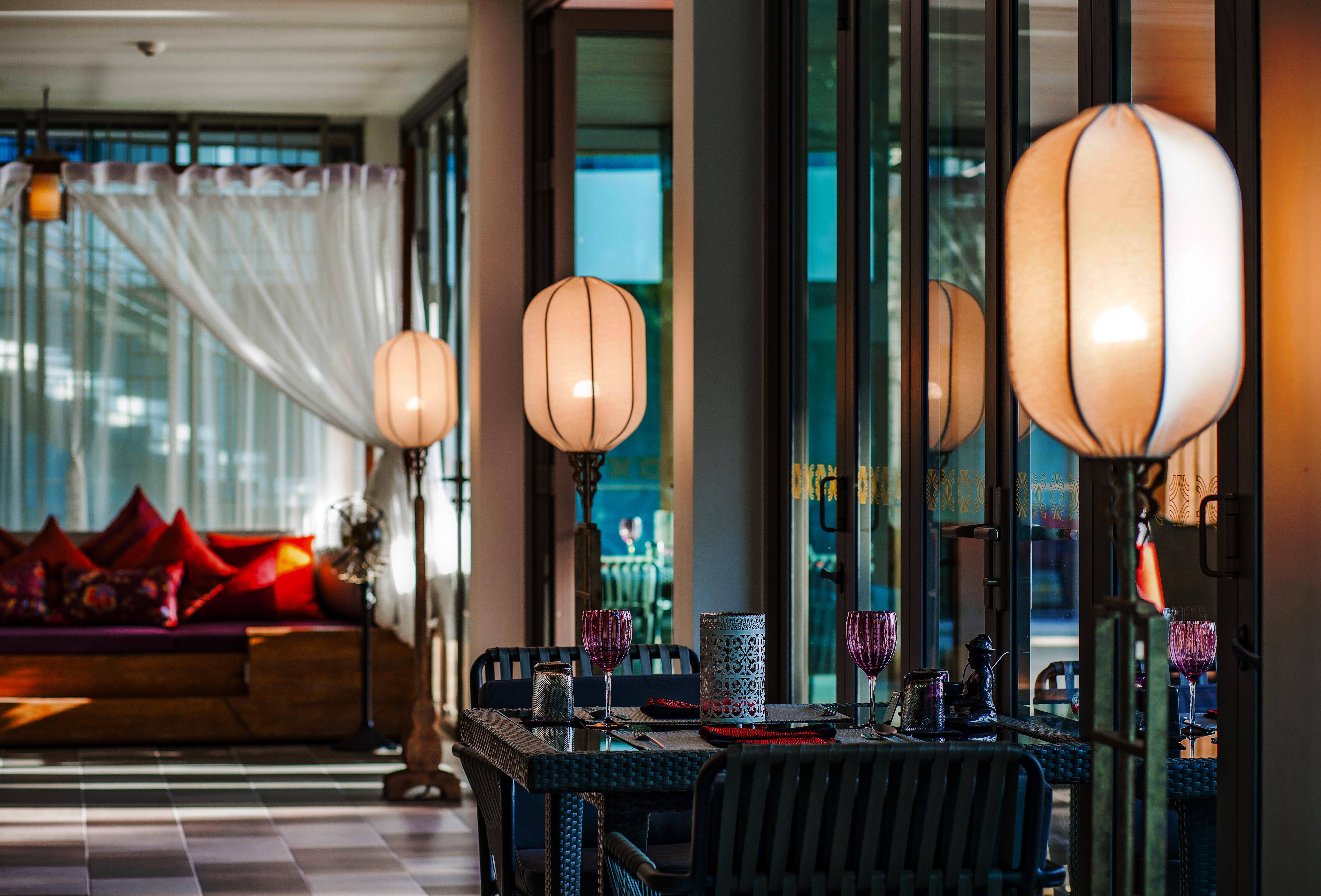 Fusion Suites Phuket Patong Luaran gambar The interior of the restaurant